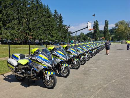 Motorji Slovenske policije pripravljeni